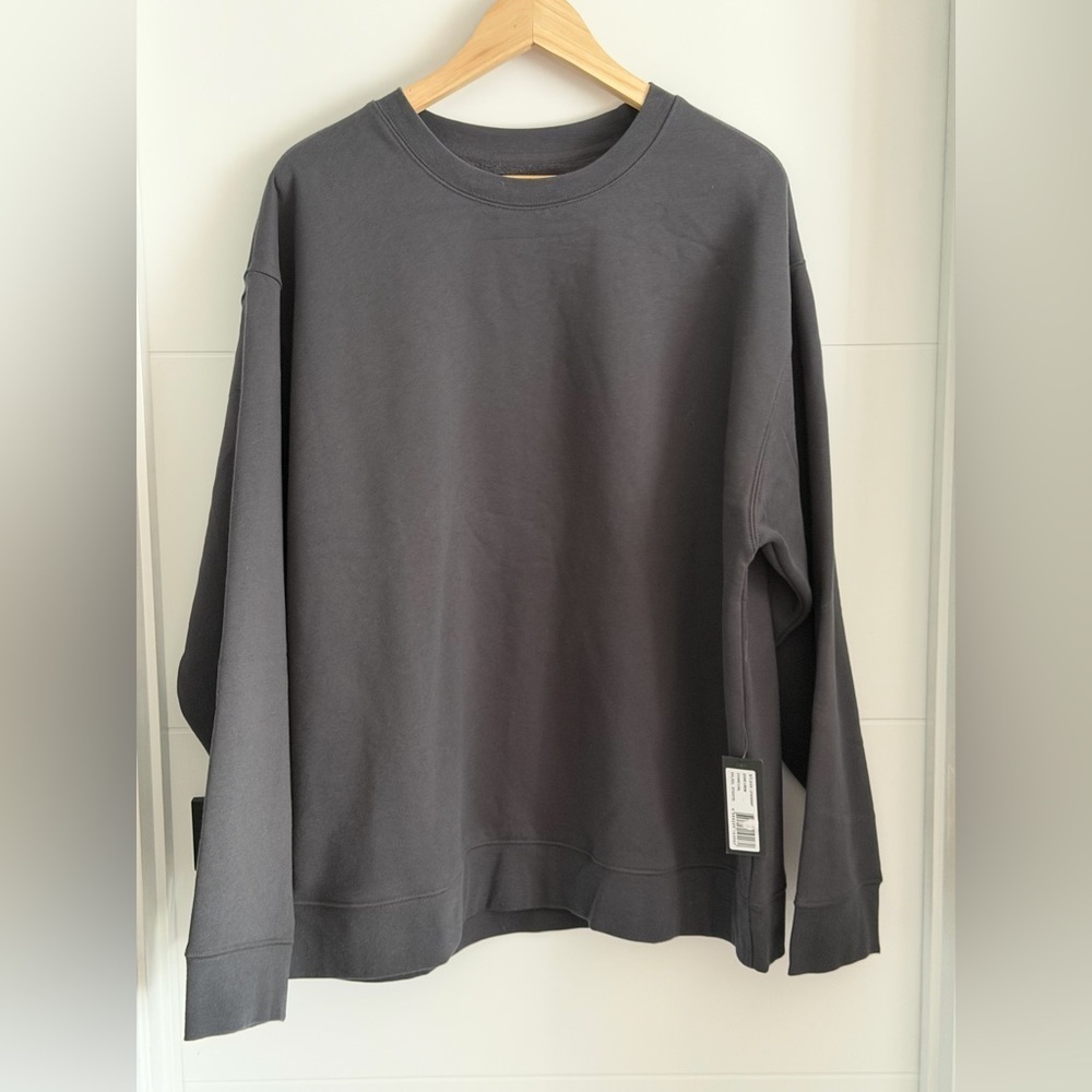 ✨NWT✨ Brunette the Label: Long Sleeve Core Crew-Size 2XL/3XL (ptp approx 25.5in)